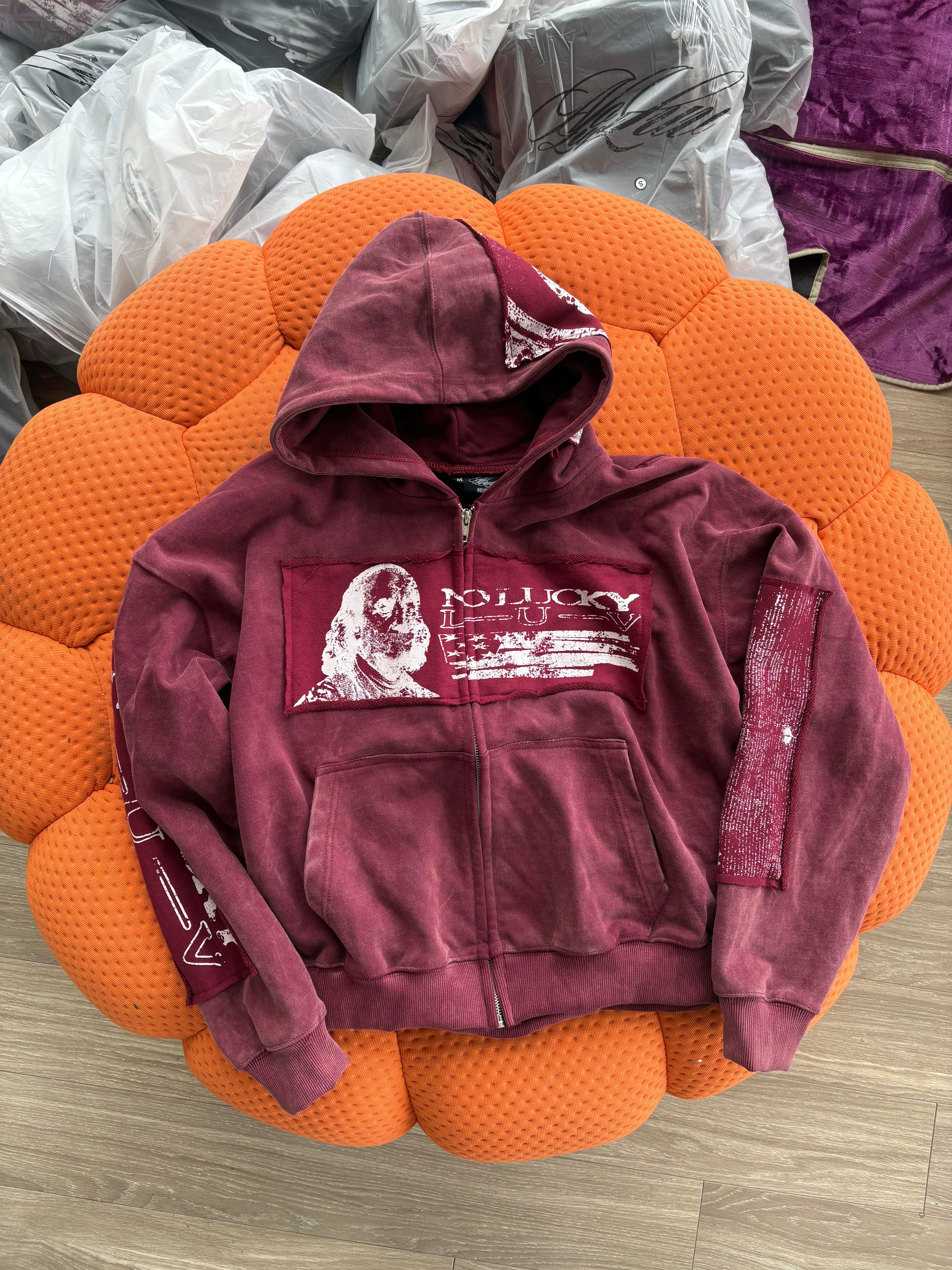 Burgandy/white DEAD PRESI zip up
