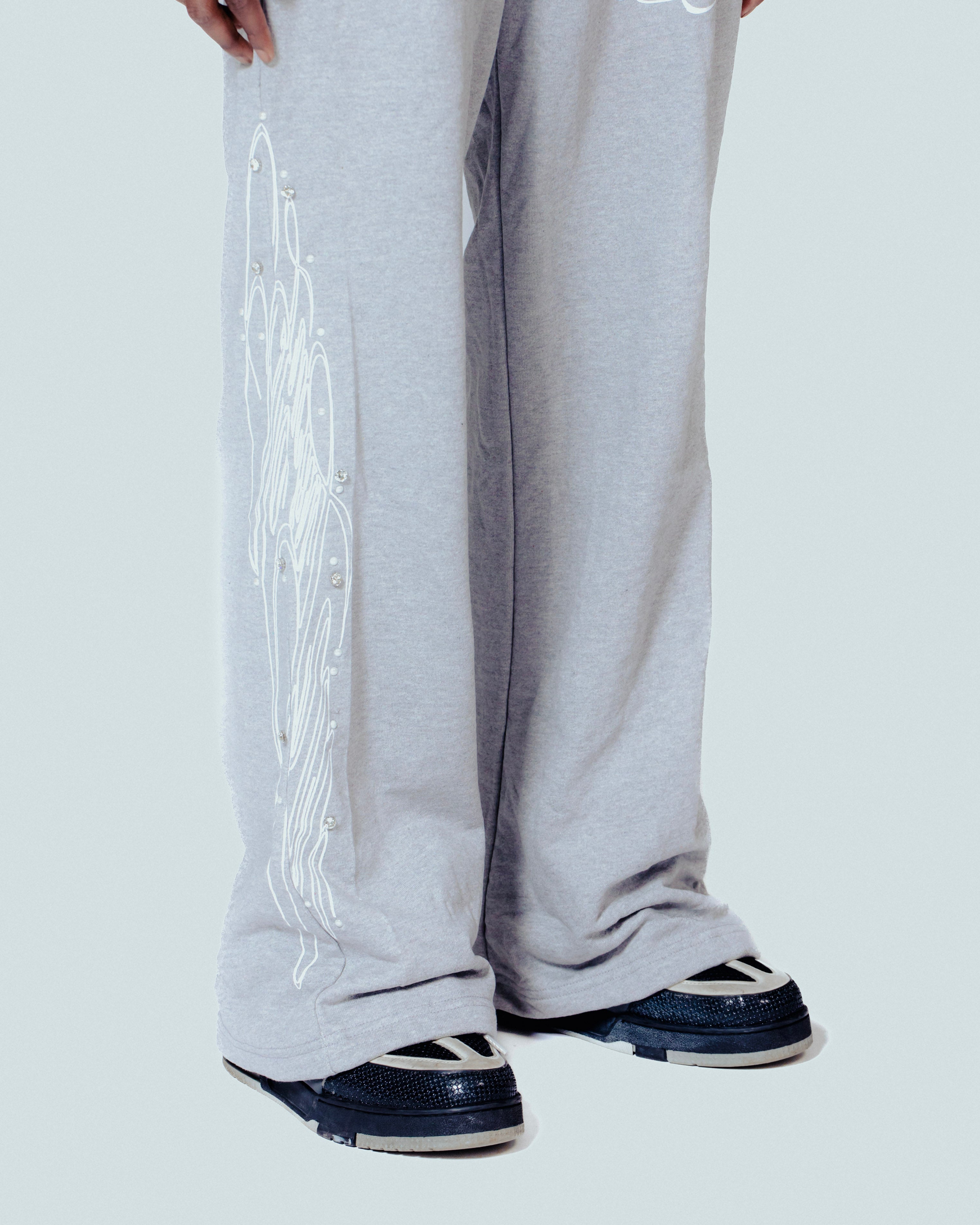 NoLuckyLuv grey/white Pants